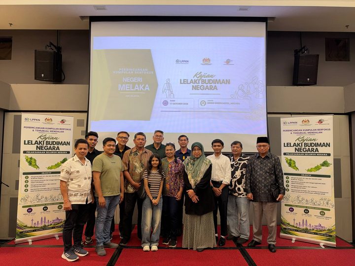 Gambar kenangan peserta Perbincangan Kumpulan Berfokus (FGD) Melaka