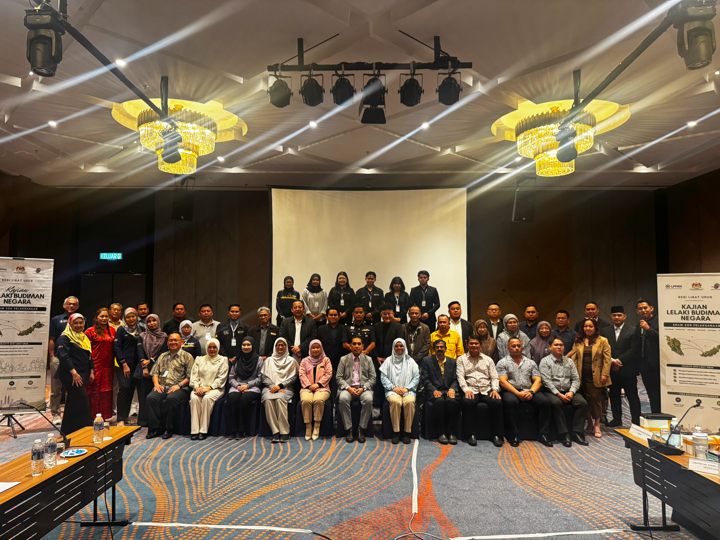 Gambar kenangan peserta Sesi Libat Urus Zon Sabah