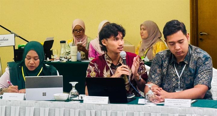 Wakil Majlis Perwakilan Pelajar UiTM Cawangan Negeri Sembilan berkongsi pandangan